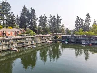 Photo #1: 20202229 Listing