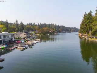 Photo #2: 20202229 Listing