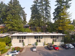 Photo #6: 20202229 Listing