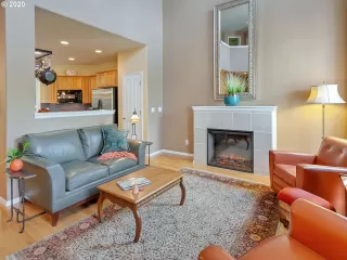 Photo #1: 20202355 Listing 