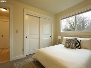 Photo #1: 20204105 Listing