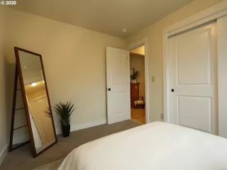 Photo #3: 20204105 Listing