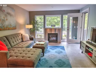 Photo #3: 20204716 Listing 