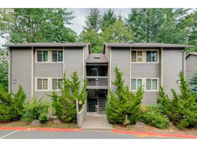 MLS: 20204924 Condo For Sale