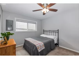 Photo #1: 20205365 Listing 