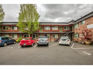 Photo #3: 20205365 Listing 