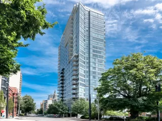 Photo #3: 20205855 Listing