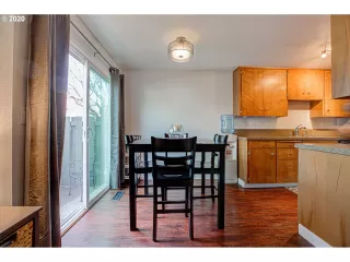 Photo #4: 20206266 Listing 