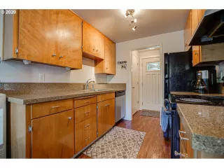 Photo #6: 20206266 Listing 