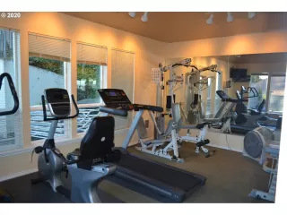 Photo #3: 20206698 Listing