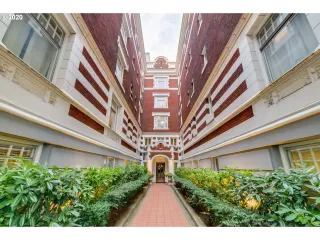 Photo #2: 20207108 Listing