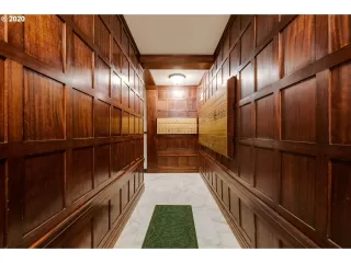 Photo #6: 20207108 Listing