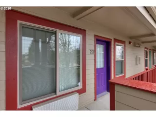 Photo #1: 20207615 Listing