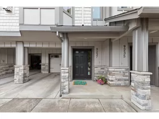 Photo #2: 20209491 Listing