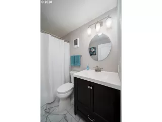 Photo #2: 20211159 Listing