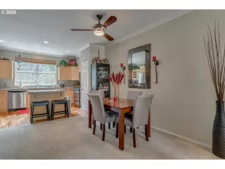 Photo #3: 20211663 Listing