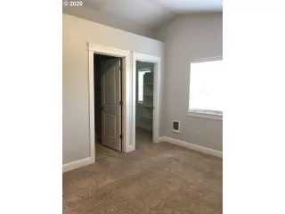 Photo #4: 20212503 Listing 