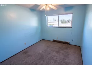 Photo #6: 20212631 Listing