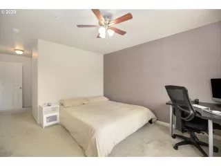 Photo #4: 20212922 Listing