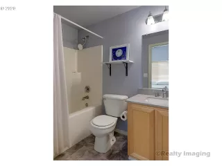 Photo #2: 20213334 Listing