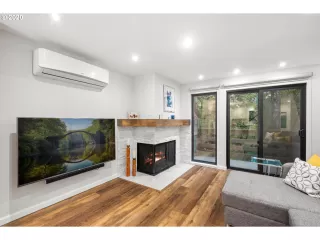 Photo #3: 20214871 Listing