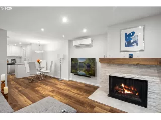 Photo #4: 20214871 Listing