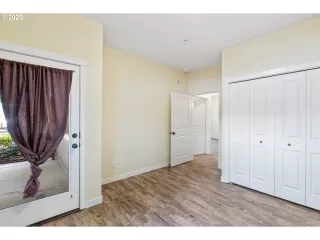 Photo #1: 20214965 Listing 