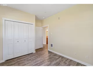 Photo #3: 20214965 Listing 