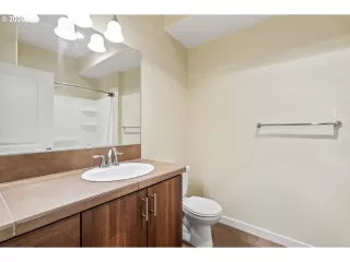 Photo #5: 20214965 Listing 