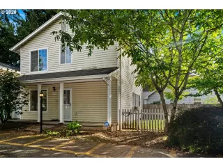 Photo #1: 20215719 Listing