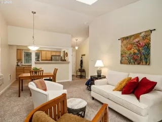 Photo #3: 20217275 Listing