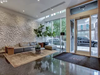 Photo #2: 20217564 Listing