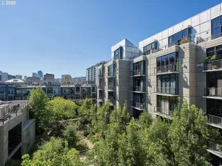 Photo #5: 20217761 Listing 