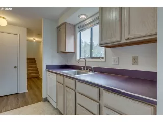 Photo #1: 20217985 Listing