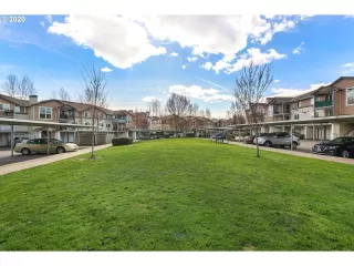 Photo #5: 20218513 Listing