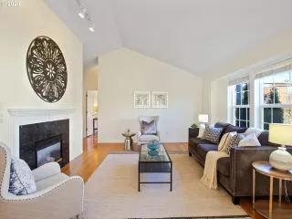 Photo #1: 20220244 Listing