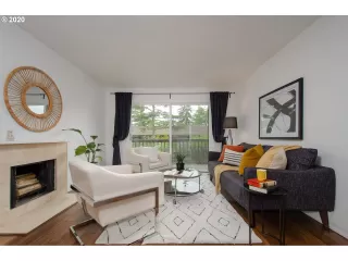 Photo #4: 20220282 Listing