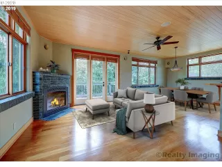 Photo #2: 20220449 Listing 