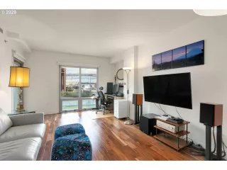 Photo #1: 20220493 Listing 