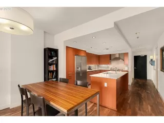 Photo #5: 20220493 Listing 