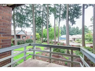 Photo #3: 20220891 Listing 