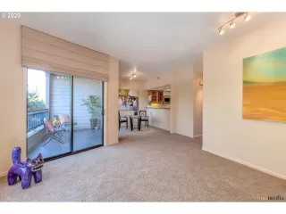 Photo #3: 20220976 Listing