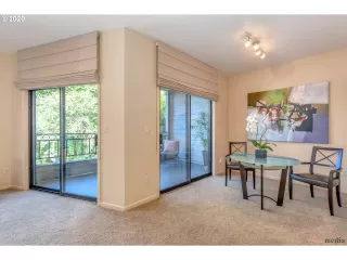 Photo #4: 20220976 Listing