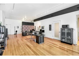 Photo #6: 20222456 Listing 