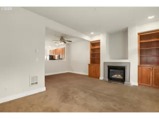 Photo #5: 20224364 Listing