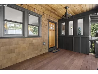 Photo #2: 20224635 Listing