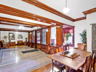 Photo #4: 20224814 Listing