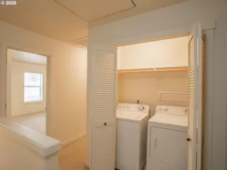 Photo #6: 20226075 Listing 