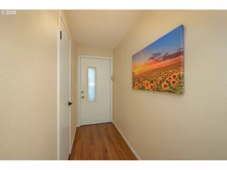 Photo #1: 20226764 Listing