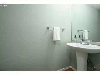 Photo #3: 20226764 Listing